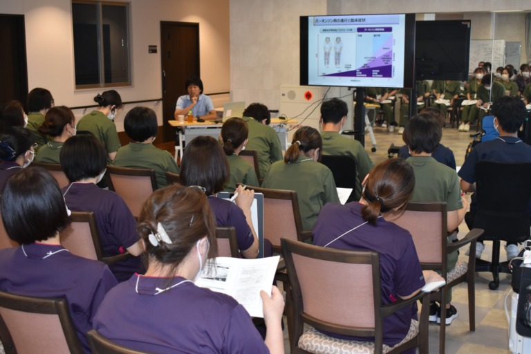 パーキンソン病勉強会　～川崎医療福祉大　木村先生（PT）を迎えて